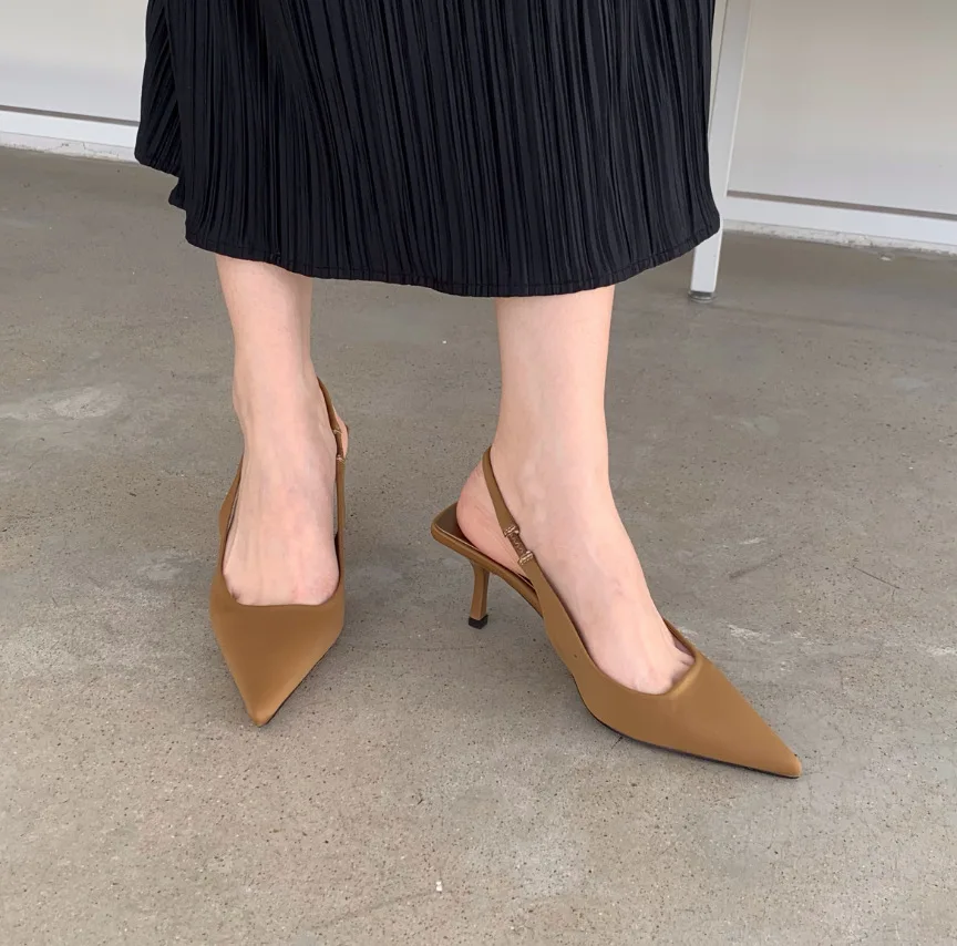 Primavera novo 2025 apontou sa - Women'S Fashion Spring 2025 avaliação e preço